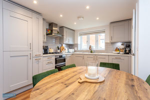 Dining area/ kitchen- click for photo gallery